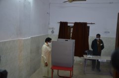 MAYAWATI ने किया मतदान, मीडिया से किया संवाद, PHOTO में देखे