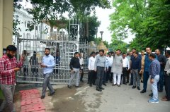 विधान सभा सत्र एवं स्वतंत्रता दिवस के चलते नगर विकास मंत्री ने विधान सभा परिसर का किया निरीक्षण