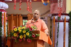 योग भारतीय मनीषा की अनुपम देन, इसे बढ़ाने का श्रेय पीएम मोदी को : मुख्यमंत्री