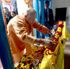 UPCM योगी ने कहा : विभाजनकारी ताकतें बांटेंगी, लेकिन उन्हें सिर नहीं उठाने देना है