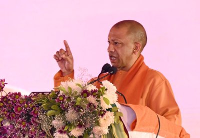 हिंदुस्तान में कायदे में रहोगे तो फायदे में रहोगे : मुख्यमंत्री योगी