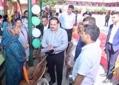 UP के CEO नवदीप रिणवा ने अलीगढ़ में की SIR की समीक्षा, 73 प्रतिशत नोटिसों की सुनवाई पूरी