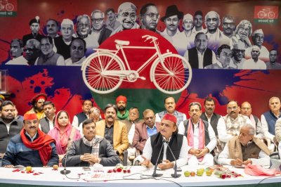नये वर्ष में Akhilesh Yadav ने लिया संकल्प, बोले : 2027 में भाजपा की नकारात्मक सरकार को हटाना है