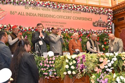 राज्यपाल ने लखनऊ में किया 86वां AIPOC का उद्घाटन, पीठासीन अधिकारियों को बताया लोकतंत्र की आत्मा का संरक्षक