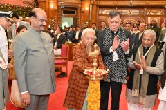 राज्यपाल ने लखनऊ में किया 86वां AIPOC का उद्घाटन, पीठासीन अधिकारियों को बताया लोकतंत्र की आत्मा का संरक्षक