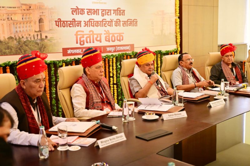 जनहित और जवाबदेही का सेतु हैं विधानसभा समितियां : सतीश महाना