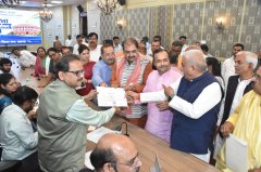 यूपी राज्यसभा चुनाव: बीजेपी ने 8 सीटों पर जमाया कब्जा, सपा की भी बढ़ी ताकत, सभी उम्मीदवार निर्विरोध निर्वाचित