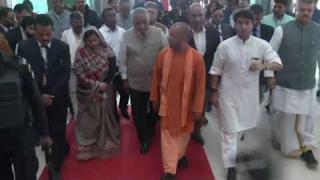 UPCM योगी और केंद्रीय मंत्री ज्योतिरादित्य सिंधिया ने निर्माणाधीन अयोध्या एयरपोर्ट का किया निरीक्षण... LIVE देखिये