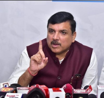 राम मंदिर ट्रस्ट मामले में ‘क्लीन चिट’ की खबरों पर संजय सिंह के गंभीर सवाल, SIT अध्यक्ष को पत्र