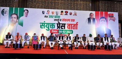 मुख्यमंत्री को वापस उत्तराखण्ड भेजा जाएगा: अखिलेश