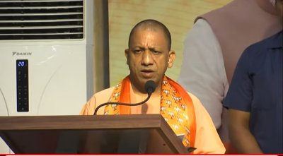 CM YOGI ने कहा : प्रधानमंत्री मोदी ने जो कहा सो करके दिखाया