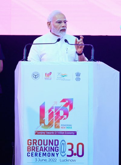 PM MODI ने GBS-3.0 का उद्घाटन कर प्रदेश में 80,224 करोड़ रु0 के निवेश की 1406 परियोजनाओं का शुभारम्भ किया