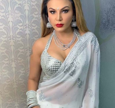 RAKHI SAWANT : दुबई में राखी सावंत का आलीशान घर, ड्रामा क्वीन ने दिखाई झलक