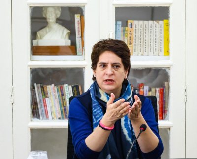 PRIYANKA ने UP के कांग्रेस नेताओं एवं पदाधिकारियों से की वन टू वन मुलाकात, लोकसभा चुनाव की रणनीति पर की चर्चा
