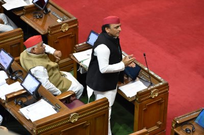 AKHILESH ने कहा : यह बजट नहीं बंटवारा है