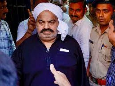 ATIQ AHMED : अतीक को गुजरात से प्रयागराज लेकर पहुंची UP पुलिस, 24 घंटे में तय किया 1300 KM का सफर
