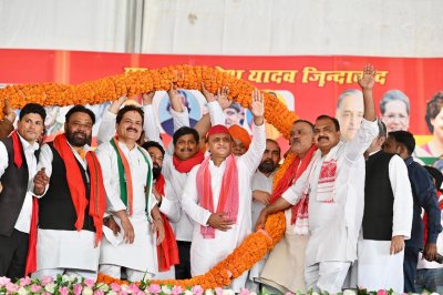 अखिलेश ने कहा: भाजपा ने नोटबंदी से लेकर इलेक्टोरल बांड तक हर जगह भ्रष्टाचार किया