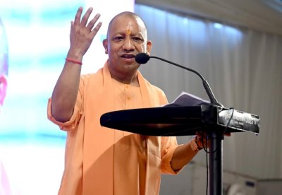 गुलामी के युग में भी भक्ति और शक्ति से तुलसीदास ने जाग्रत रखी जनचेतनाः सीएम योगी