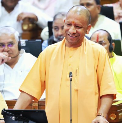 2017 से पहले तक बुनियादी सुविधाओं से वंचित रहे यूपी के शहर और गांव : मुख्यमंत्री
