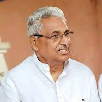 नेता प्रतिपक्ष ने की सीएम विवेकाधीन कोष की सराहना, सीएम योगी ने आभार के साथ गिनाए सपा काल के घोटाले