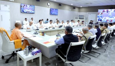 UP News : विवाद की स्थिति में तहरीर की प्रतीक्षा न करें, अविलम्ब उठाएं आवश्यक कदम : मुख्यमंत्री
