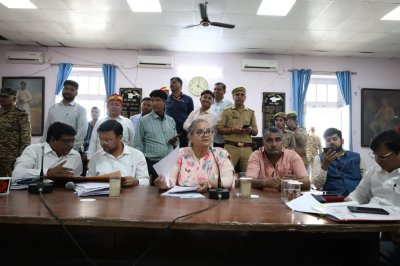 Lucknow News : नगर निगम में ‘संपूर्ण समाधान दिवस’ आयोजित, 191 शिकायतों का हुआ निस्तारण