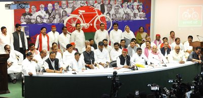 सपा ने विधानमंडल दल की बैठक में तय किया : विधान मंडल सत्र में जनता से जुड़े सभी मुद्दों को उठाएंगे विधायक
