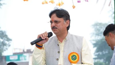 नेपाल आपदा पीड़ितों के लिए डॉ. राजेश्वर सिंह की बड़ी पहल, भारतीय परिवारों को 11 लाख की प्रारंभिक सहायता; सरोजनीनगर में ‘नेट जीरो’ का संकल्प