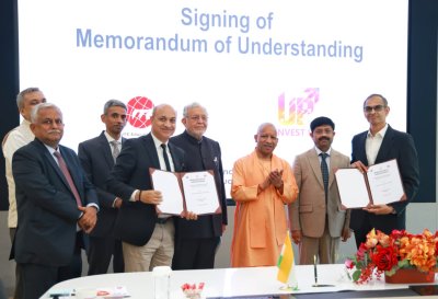 सिंगापुर में कौशल सहयोग को नई उड़ान, आईटीई कॉलेज सेंट्रल में एमओयू के साक्षी बने सीएम योगी