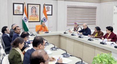 मुख्यमंत्री योगी ने वित्त विभाग की समीक्षा की, सभी विभागों को बजट खर्च में तेजी लाने के दिये निर्देश