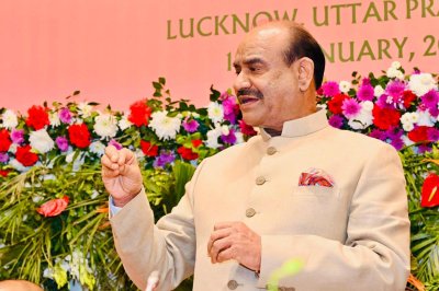 सदन में लगातार नियोजित गतिरोध और व्यवधान देश के लोकतंत्र के लिए उचित नहीं : ओम बिरला