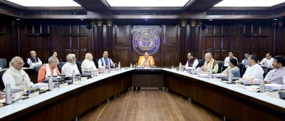 नवयुग पालिका योजना को योगी कैबिनेट की मंजूरी : 58 जिला मुख्यालयों के नगरीय निकायों का होगा समग्र विकास