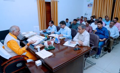 UP के पशुधन विकास मंत्री बोले : आवंटित बजट का एक रूपया भी न लैप्स होने पाये