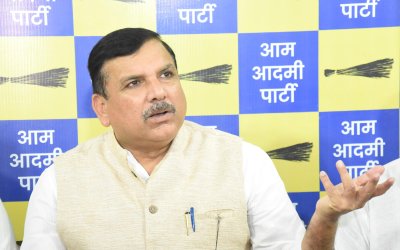 AAP ने कहा : चुनाव बाद भाजपा सरकार ने गरीबों की जेब पर डाला खुला डाका