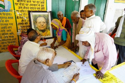 188 सप्ताह से जनसेवा का पर्याय बना ‘आपका विधायक, आपके द्वार’ अभियान