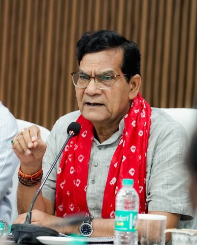 सेवा संकल्प अभियान से भदोही के विकास को मिलेगी नई रफ्तार, जनभागीदारी से बनेगा विकसित भदोही : ए.के. शर्मा