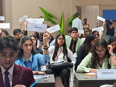 ट्रेड शो में जेन अल्फा के हाथों में दिखी ‘दुनिया की कमान’, विद्यार्थियों ने वैश्विक व्यापार और एआई पर किया मंथन